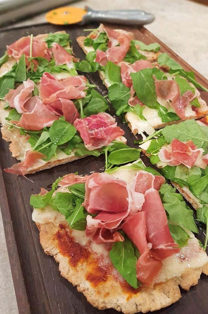 pizza proscuitto jamón y queso sin gluten